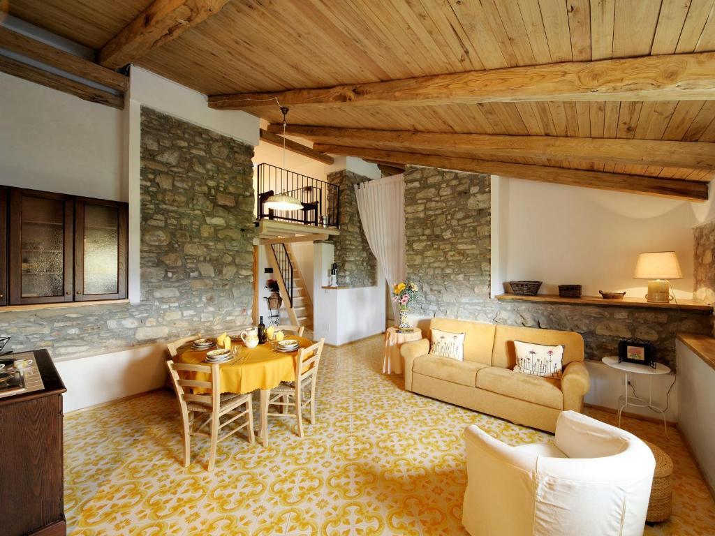 Ferienwohnung Residenza Matarazzo E Le Sue Soffitte Castellabate Zimmer foto