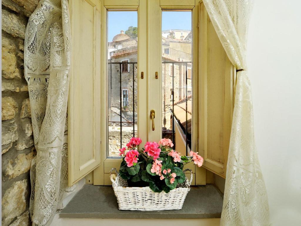 Ferienwohnung Residenza Matarazzo E Le Sue Soffitte Castellabate Zimmer foto